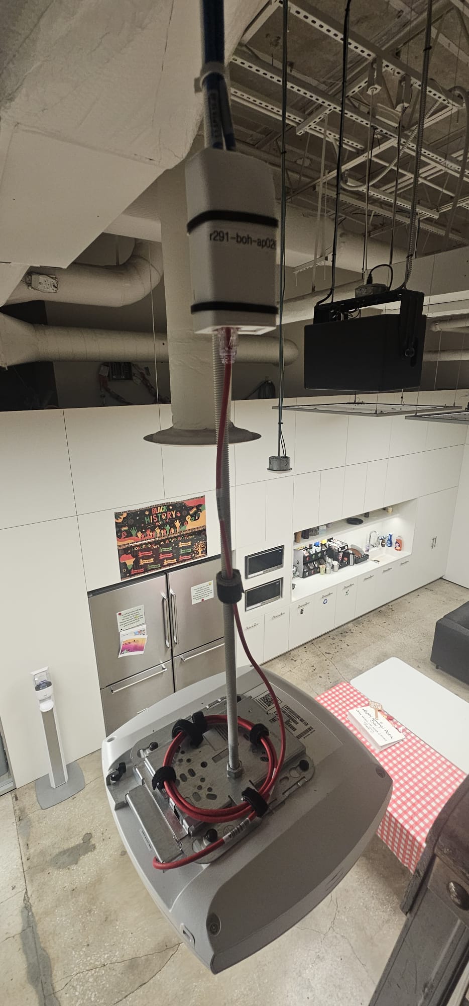 Structured Cabling project by InCTRL Technology Services — Apple Store Access Point Upgrade, Central Florida (photo 3)