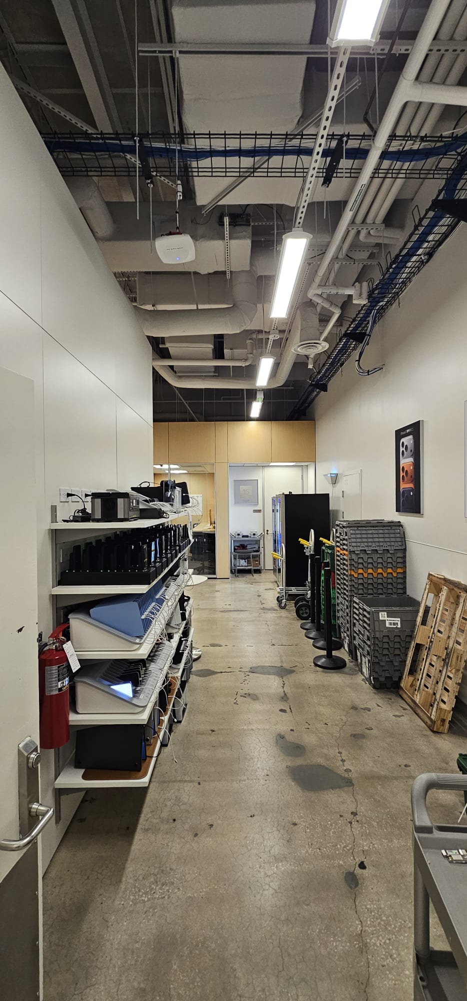 Structured Cabling project by InCTRL Technology Services — Apple Store Access Point Upgrade, Central Florida (photo 22)