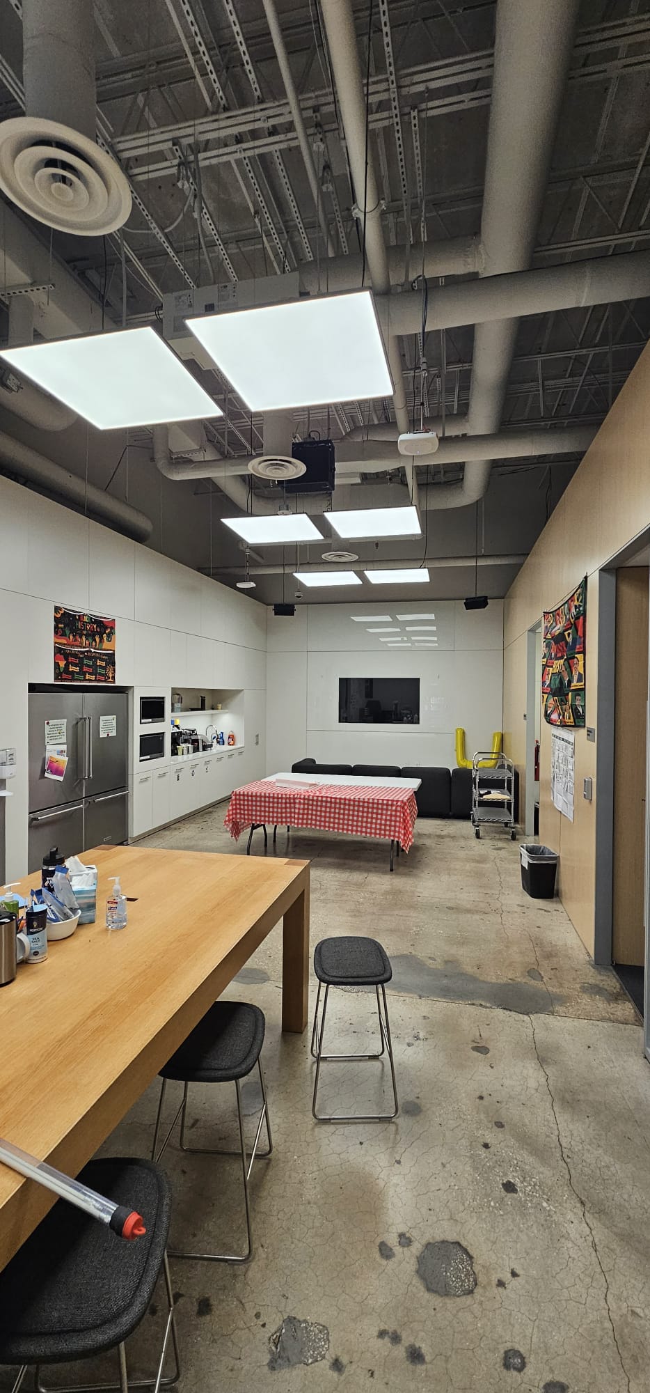 Structured Cabling project by InCTRL Technology Services — Apple Store Access Point Upgrade, Central Florida (photo 25)