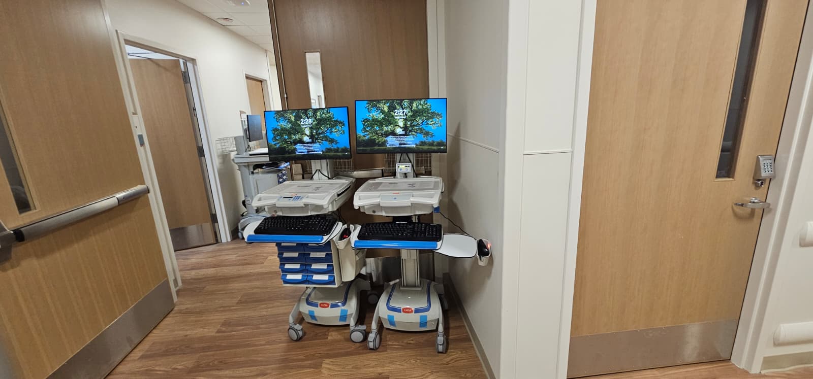IT Field Services project by InCTRL Technology Services — Select Specialty Hospital Medical Carts, Central Florida (photo 6)
