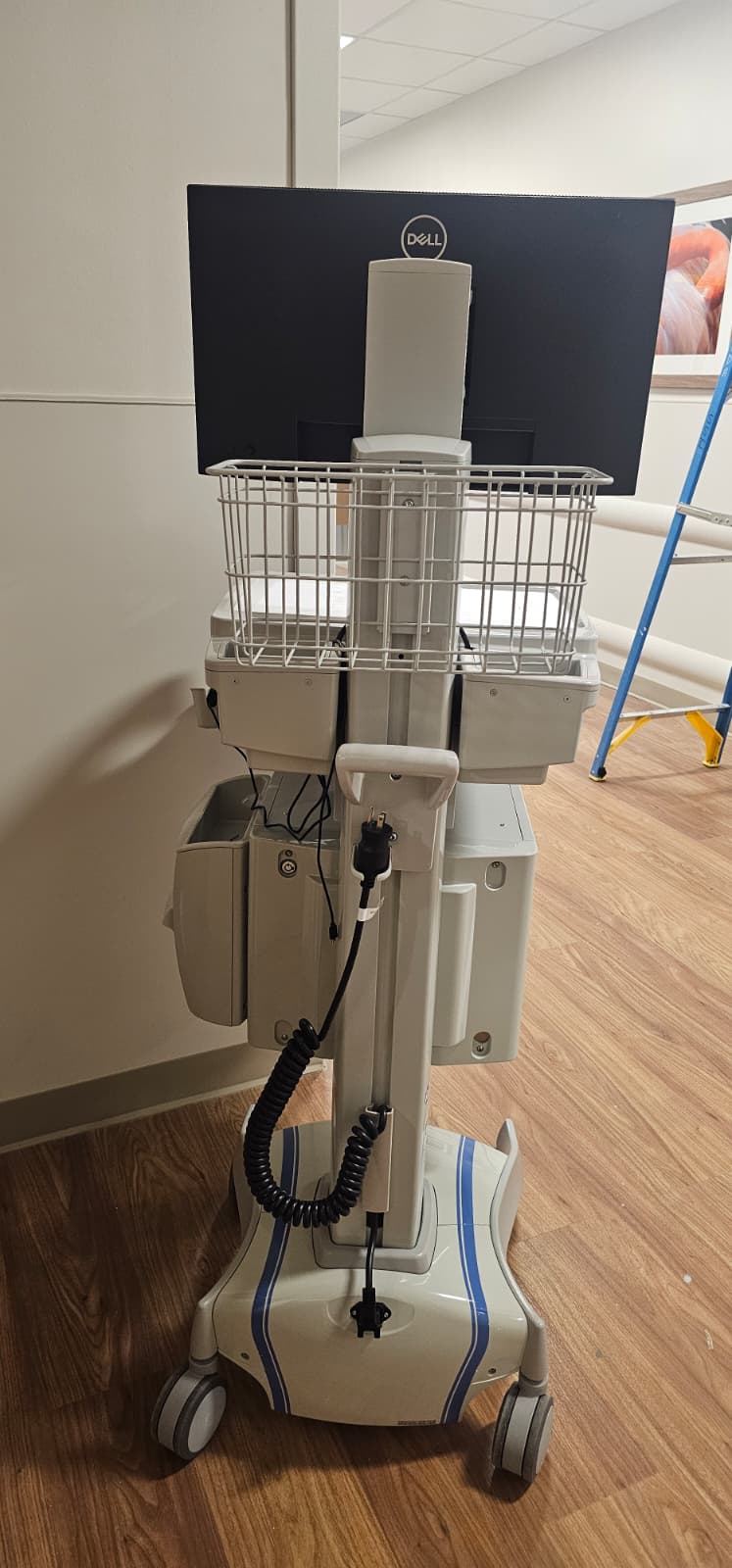 IT Field Services project by InCTRL Technology Services — Select Specialty Hospital Medical Carts, Central Florida (photo 10)
