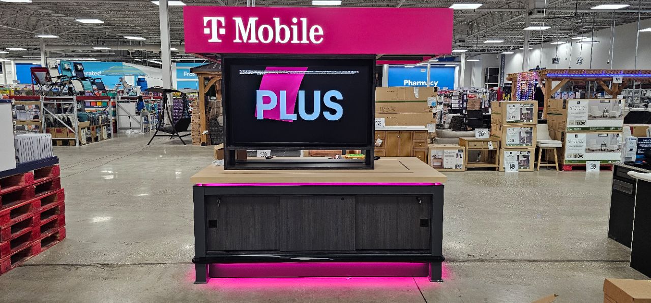 Digital Signage project by InCTRL Technology Services — T-Mobile Digital Signage, Central Florida (photo 2)