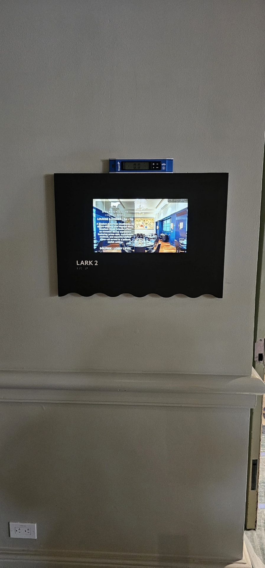 Digital Signage project by InCTRL Technology Services — Walt Disney World Dolphin LED Wall, Central Florida (photo 18)