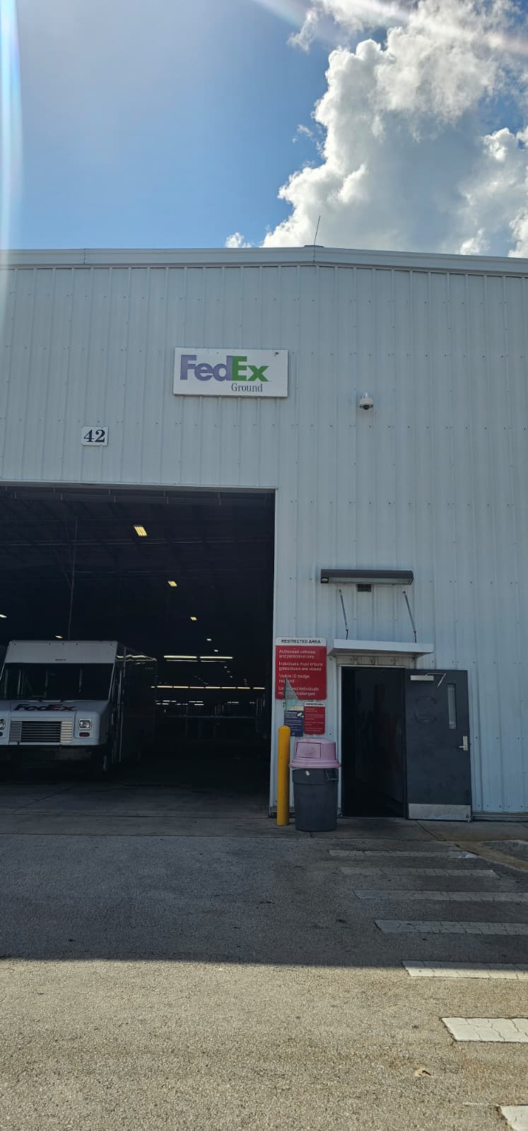 Structured Cabling project by InCTRL Technology Services — FedEx Ground Warehouse Network Expansion, Central Florida (photo 1)
