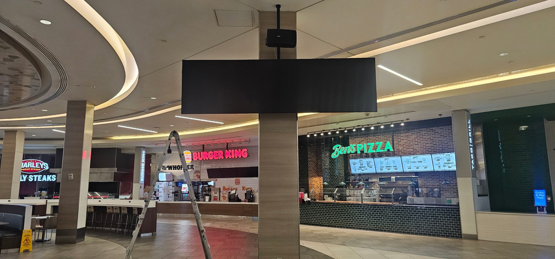 Digital Signage project by InCTRL Technology Services — The Florida Mall, Central Florida (photo 12)