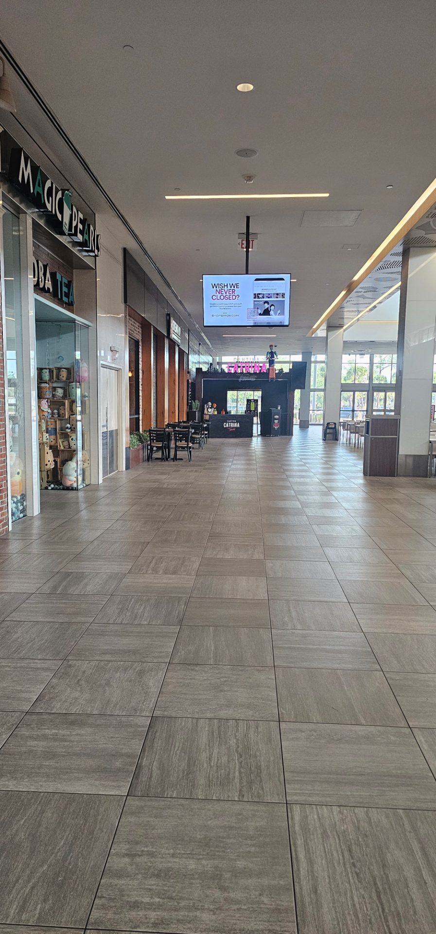 Digital Signage project by InCTRL Technology Services — The Florida Mall 2nd Part, Central Florida (photo 1)